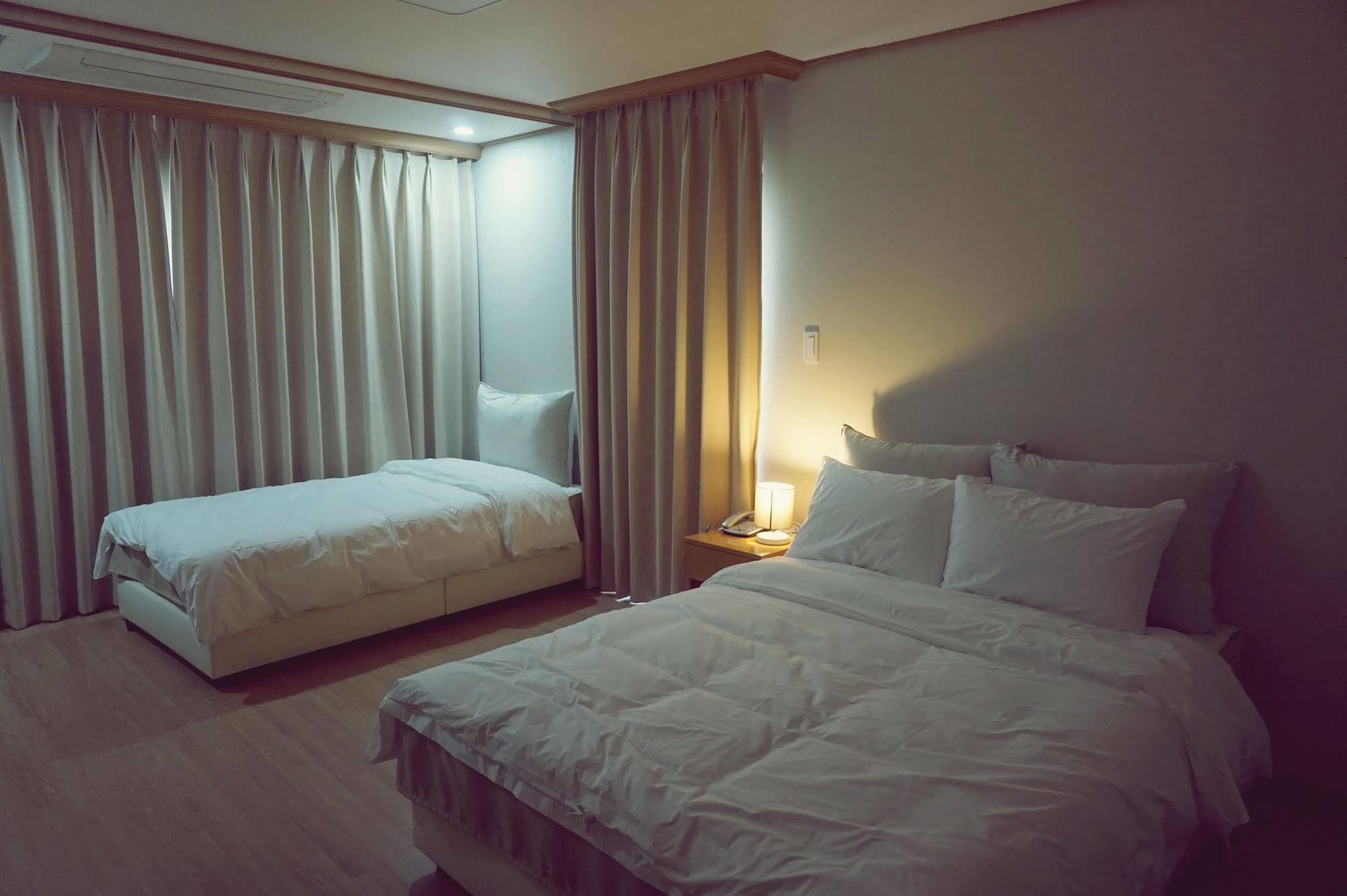 Seogwipo Dongwon Hotel Extérieur photo